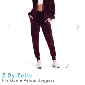 Pre Game Velour Joggers